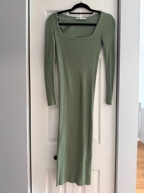 green emerald velvet dress Zara Mesh Dress main image 1